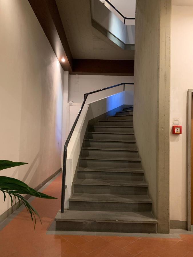 Signoria Apartment With Patio Florens Exteriör bild