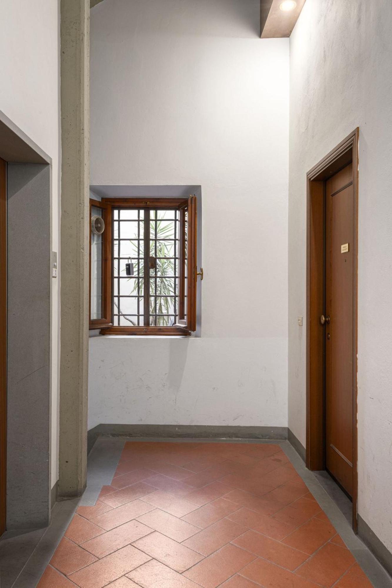 Signoria Apartment With Patio Florens Exteriör bild